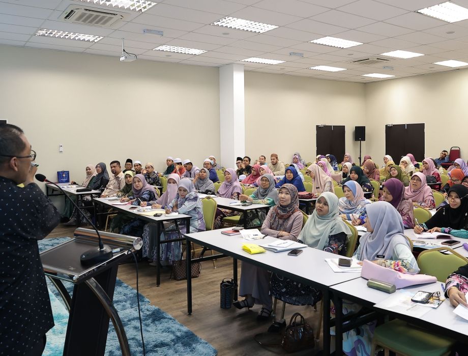 Taklimat Biasiswa YAKIN Kepada Guru Yayasan Islam Kelantan (YIK)