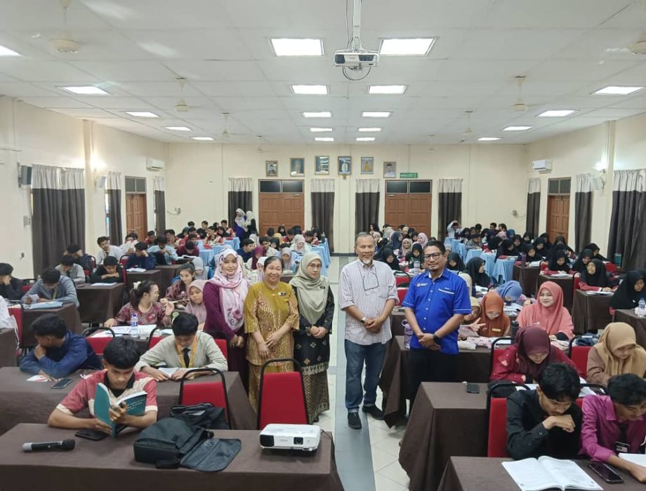 KEM KECEMERLANGAN AKADEMIK STPM SEMESTER 2 PERINGKAT ZON TUMPAT 2025 BERJAYA DILAKSANAKAN