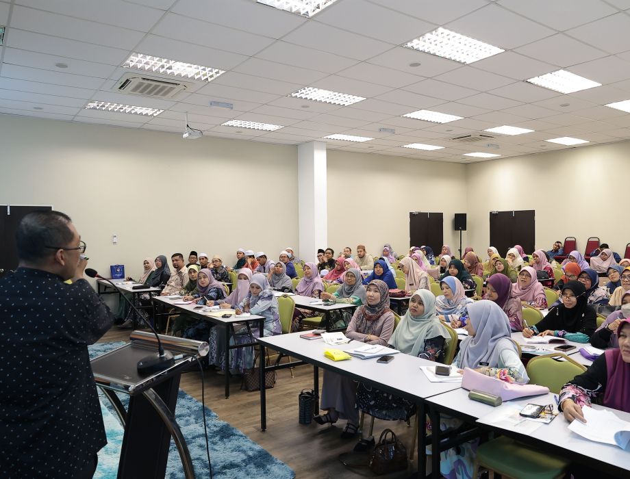 Taklimat Biasiswa YAKIN Kepada Guru Yayasan Islam Kelantan (YIK)